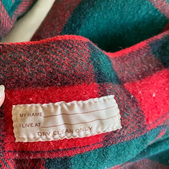 Red and Green Wool Shacket - Picture 4 of 9